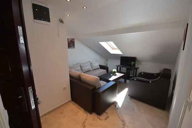 Apart Daire, Deniz Manzaralı (Attic A6      )