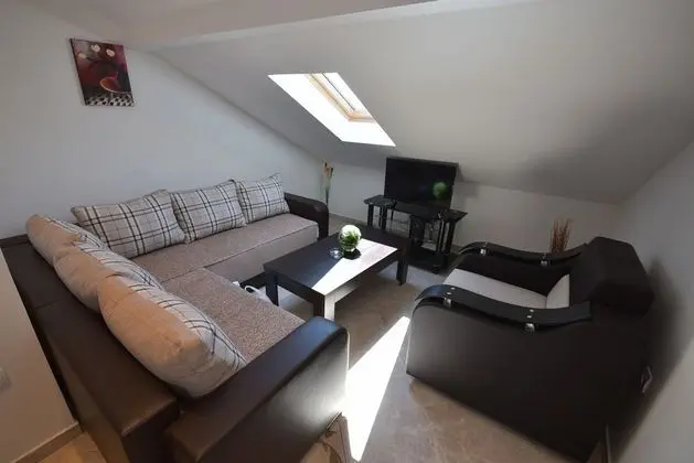 Apart Daire, Deniz Manzaralı (Attic A6      )