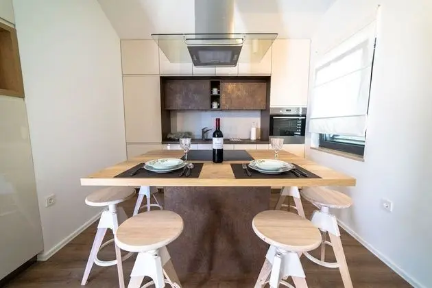 Apart Daire, Deniz Manzaralı (Penthouse)