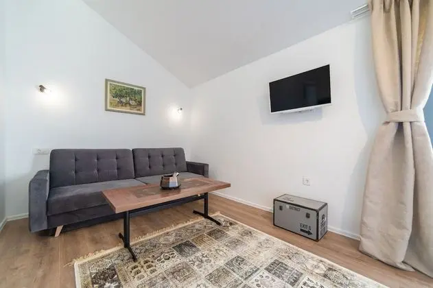 Apart Daire, Deniz Manzaralı (Penthouse)