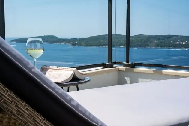 Apart Daire, Deniz Manzaralı (Penthouse)