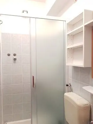 Basic Tek Büyük Yataklı Oda, 1 Yatak Odası, Kısmi Deniz Manzaralı