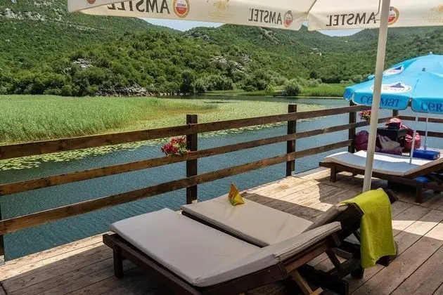 Oda, Teras