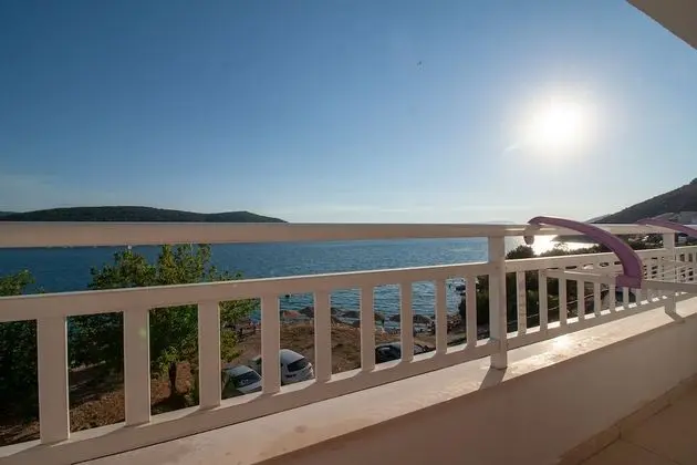 Panoramic Apart Daire, Deniz Manzaralı