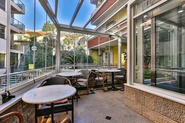 Economy Üç Kişilik Oda