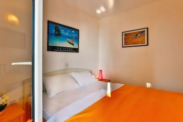 Standard Tek Büyük Yataklı Oda