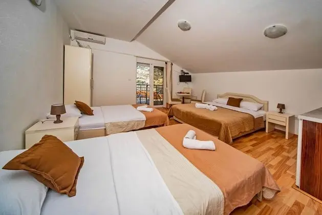 Stüdyo, Plaj Manzaralı