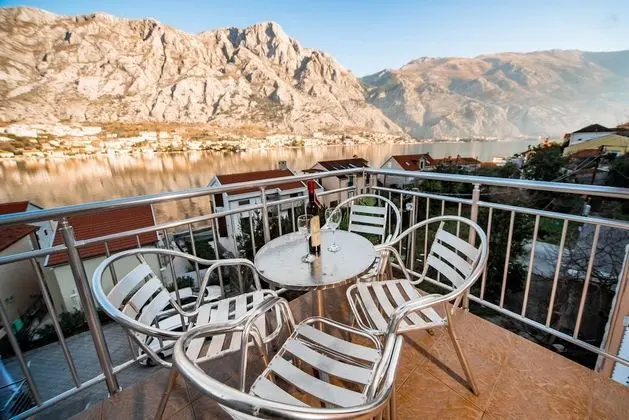 Stüdyo, Plaj Manzaralı