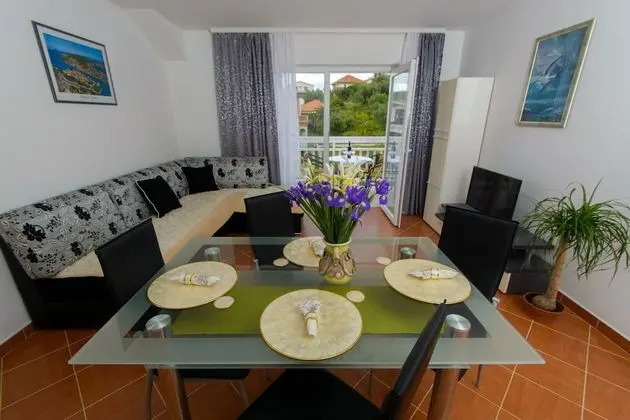 Deluxe Apart Daire