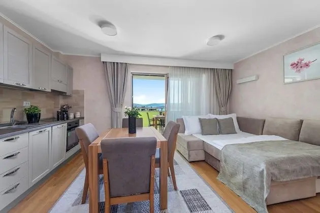 Deluxe Apart Daire