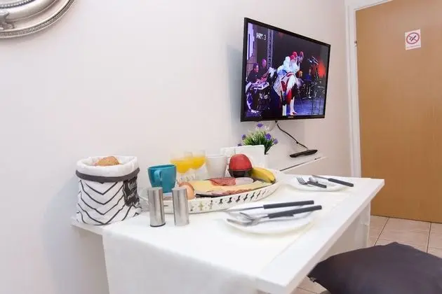 Standard Tek Büyük Yataklı Oda