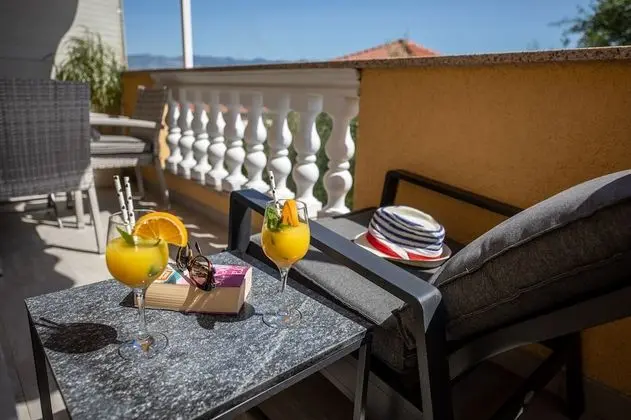 Apart Daire, 2 Yatak Odası, Deniz Manzaralı