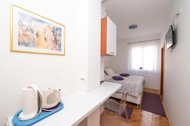 Economy Twin /Double Room