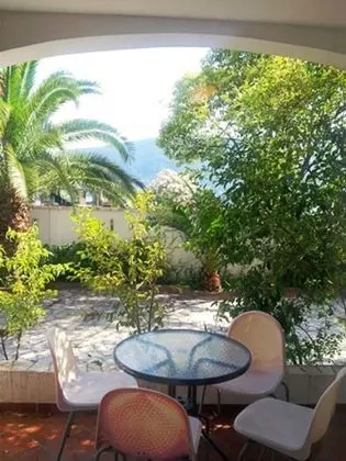 Stüdyo, Teras, Zemin Kat