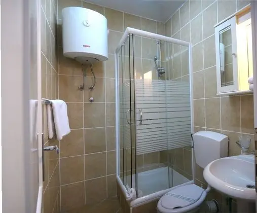 Stüdyo, Teras, Zemin Kat