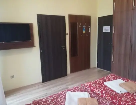 Tek Büyük Yataklı Oda