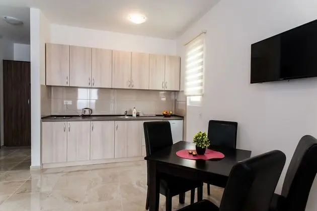 Family Stüdyo, Dağ Manzaralı