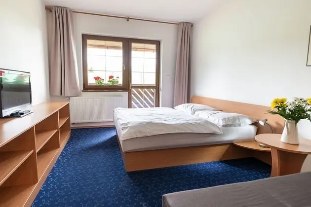 Üç Kişilik Oda, Balkon