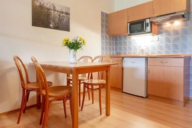Üç Kişilik Oda, Balkon