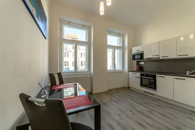 Apartment 3