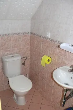 Üç Kişilik Oda, Balkon