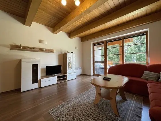 Deluxe Apart Daire, Teras