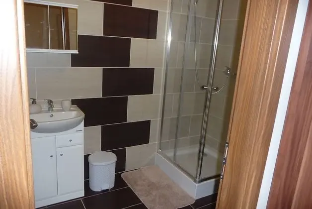 Apart Daire (4 Adults, with Shower)