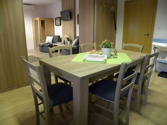 Standard Apart Daire, 1 Yatak Odası, Balkon (Kastanovy, + Infrasauna)