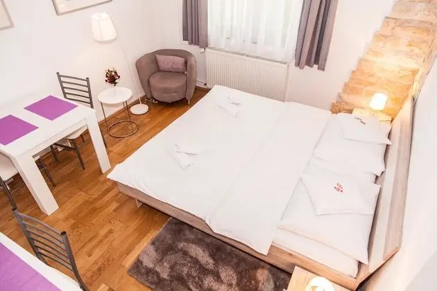 Deluxe Stüdyo Süit, Bahçe Manzaralı