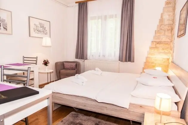 Deluxe Stüdyo Süit, Bahçe Manzaralı