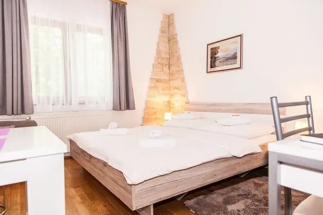 Deluxe Stüdyo Süit, Bahçe Manzaralı