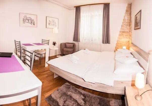 Deluxe Stüdyo Süit, Bahçe Manzaralı