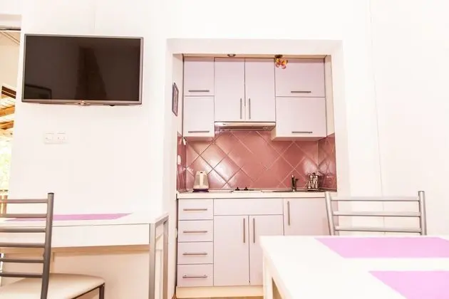 Deluxe Stüdyo Süit, Bahçe Manzaralı