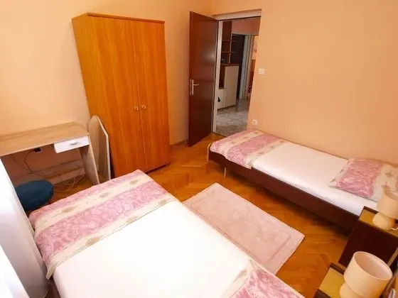 Apart Daire, 2 Yatak Odası (1124/13338)