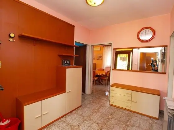 Apart Daire, 2 Yatak Odası (1124/13338)