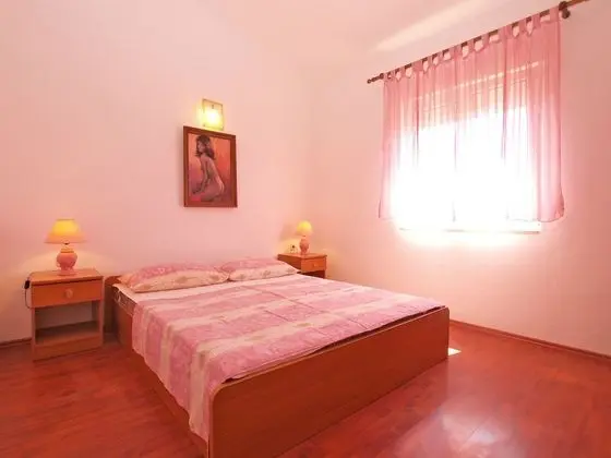 Apart Daire, 2 Yatak Odası (1124/9663)