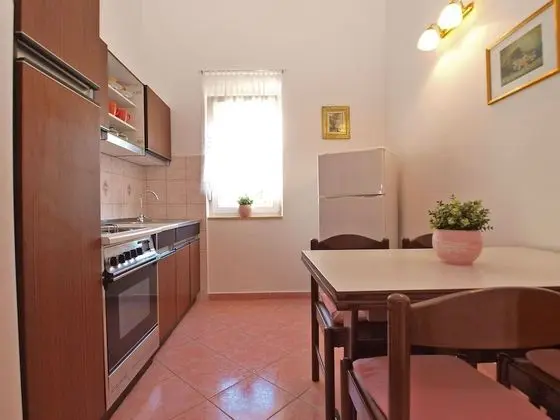 Apart Daire, 2 Yatak Odası (1124/9663)
