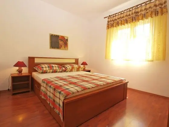 Apart Daire, 2 Yatak Odası (1124/9664)