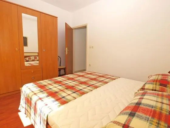 Apart Daire, 2 Yatak Odası (1124/9664)