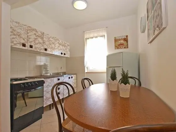 Apart Daire, 2 Yatak Odası (1124/9664)