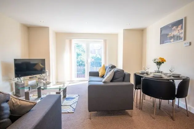 Apart Daire, Özel Banyo (11 Woodland Court)