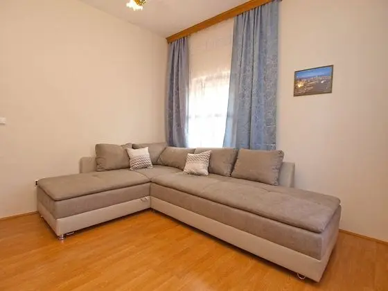 Standard Apart Daire, 2 Yatak Odası (1160/10007)