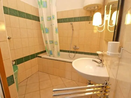 Standard Apart Daire, 2 Yatak Odası (1160/10007)