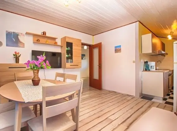 Standard Apart Daire, 3 Yatak Odası (1294/13388)