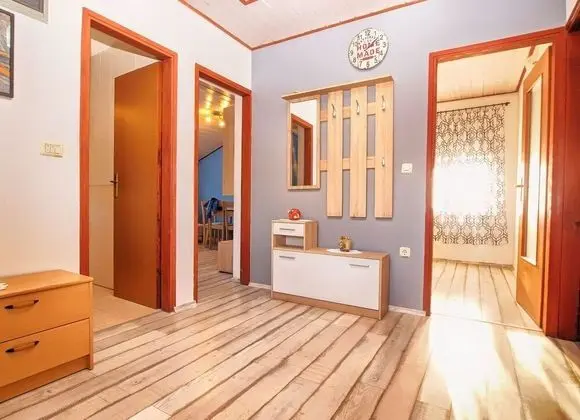 Standard Apart Daire, 3 Yatak Odası (1294/13388)