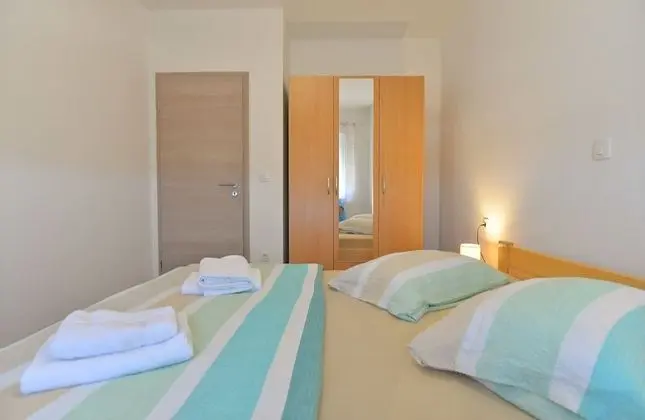 Standard Apart Daire, 2 Yatak Odası (1355/12760)