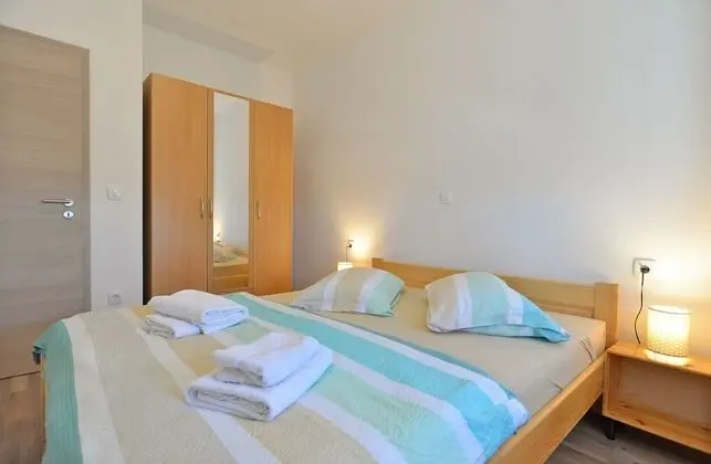 Standard Apart Daire, 2 Yatak Odası (1355/12760)