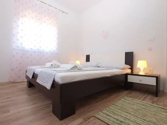 Standard Apart Daire, 2 Yatak Odası (1403/13167)