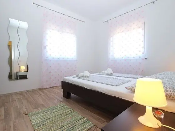 Standard Apart Daire, 2 Yatak Odası (1403/13167)