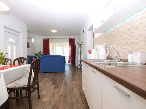 Standard Apart Daire, 2 Yatak Odası (1403/13167)